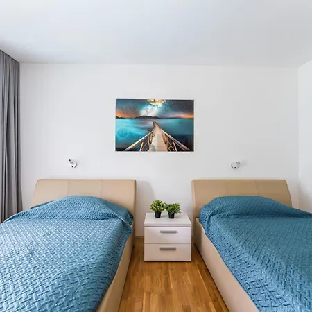 Villa Claudia In - Haus Fuer 8 Personen