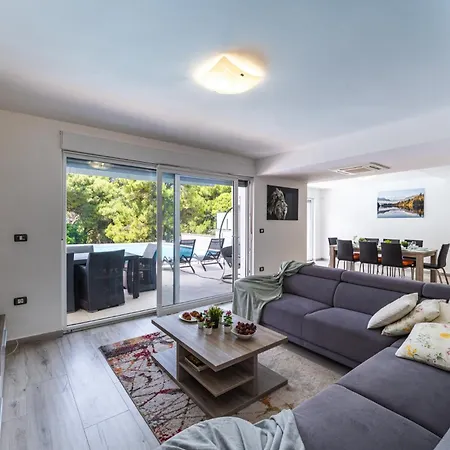 Villa Claudia In - Haus Fuer 8 Personen *